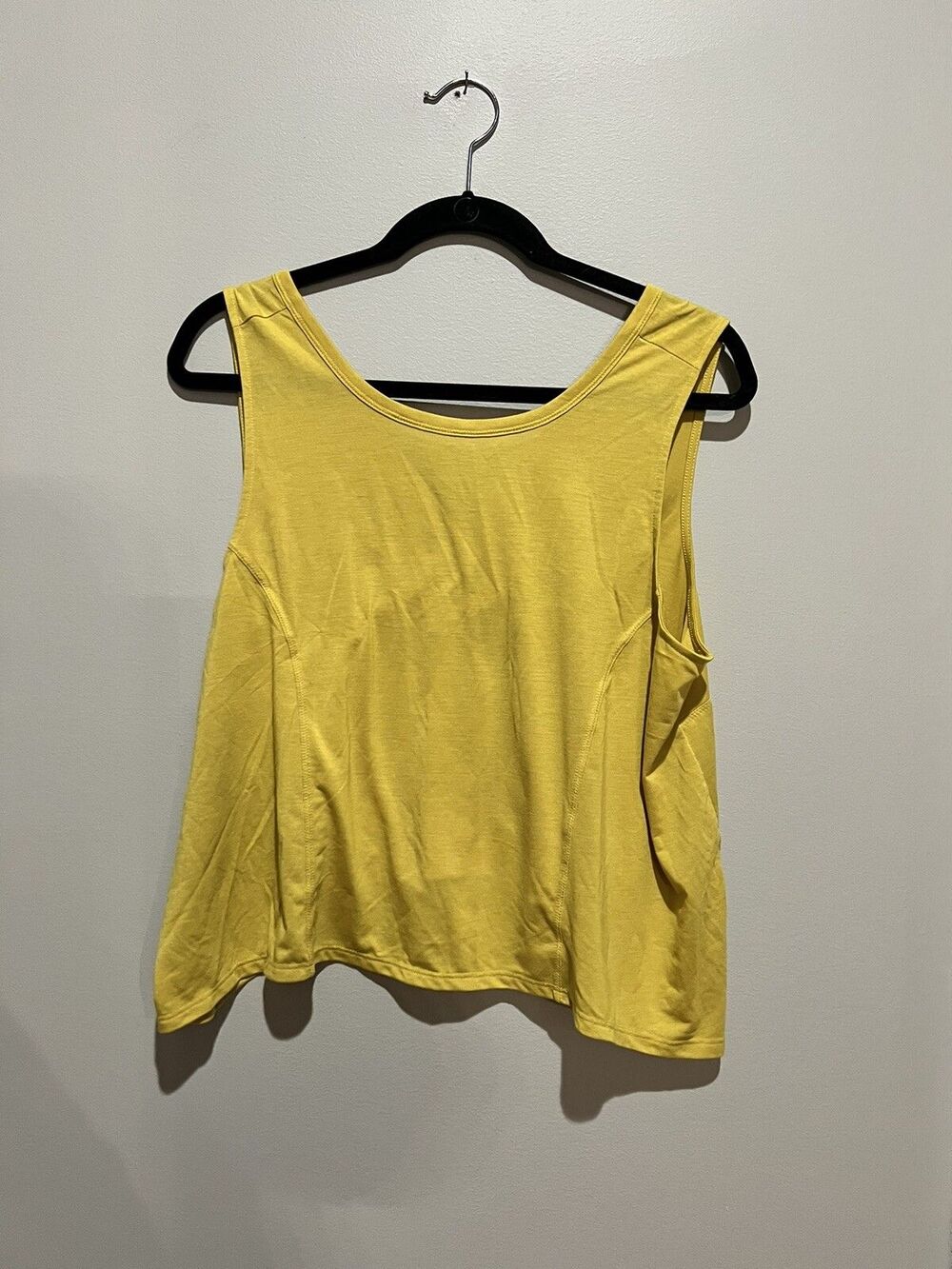 Old Navy Active Yellow Reversible Criss Cross or Rounded Neck Tank - Large